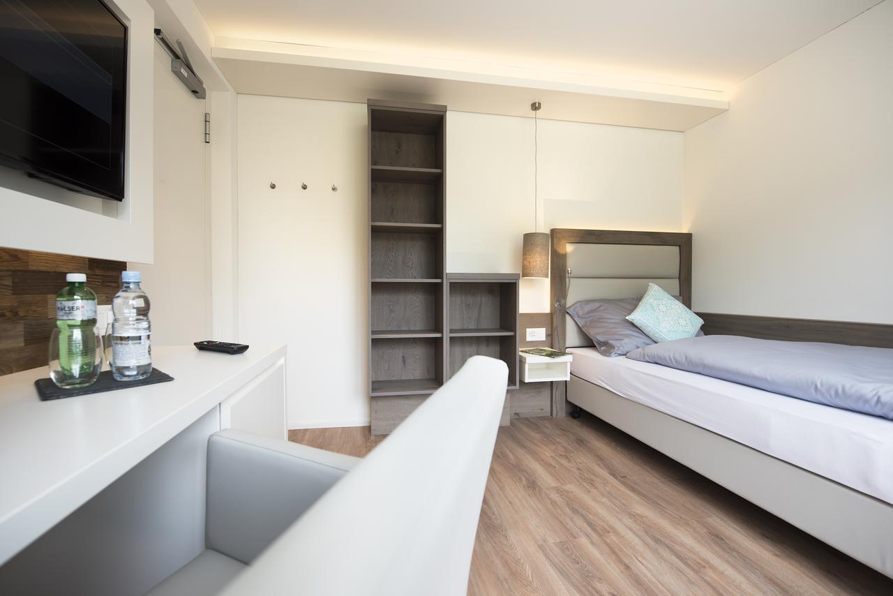 Tilia 2* Uster